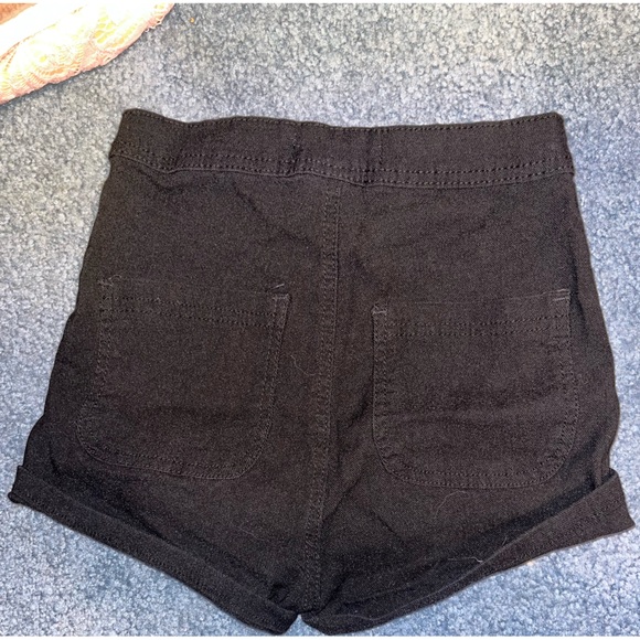 Women’s JC JO Black Denim Shorts- size small - Picture 2 of 3